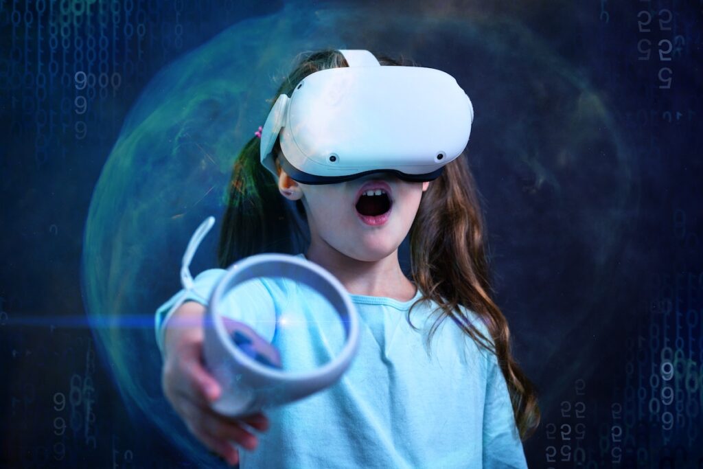 VR虛擬實境是什麼? 技術應用及發展，優缺點，例子分享