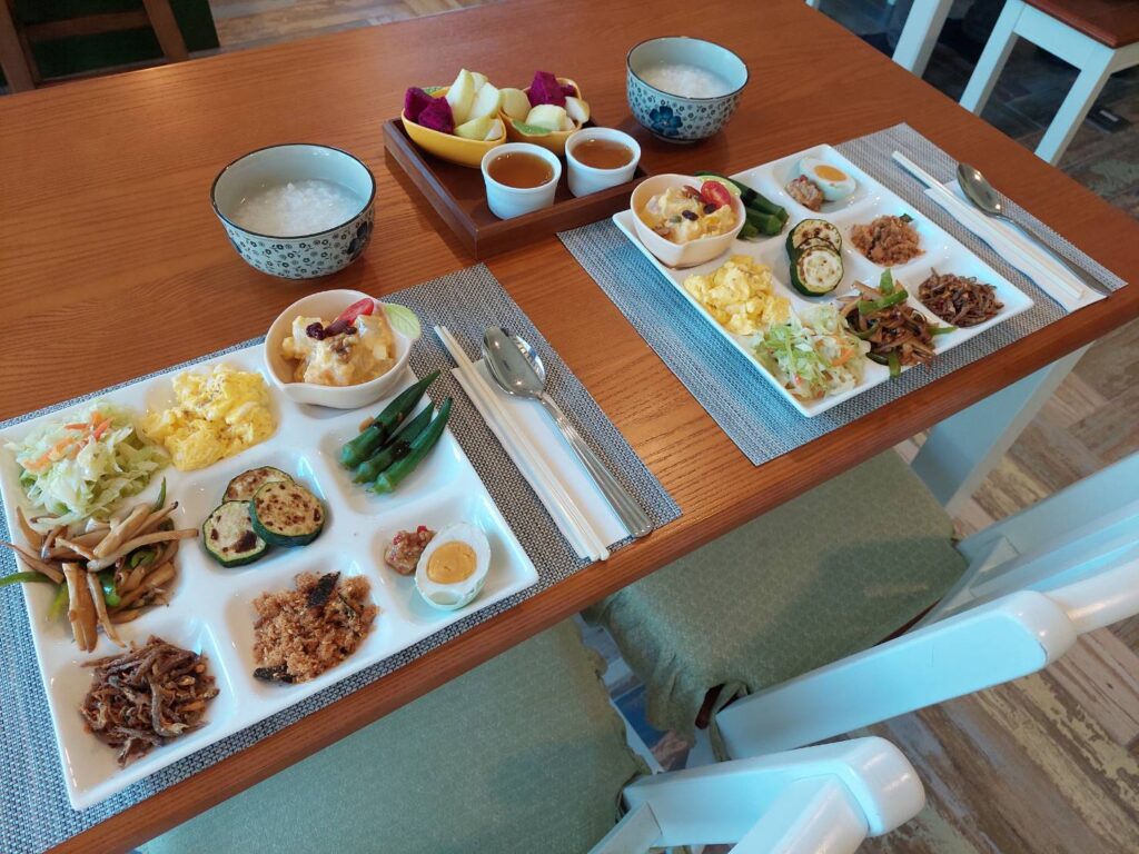 早餐經常更換 有中式、西式都有，以健康飲食為主