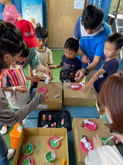 台南貨櫃公園DIY活動
台南親子手作活動
台南親子繪畫體驗
台南製陶工作坊
台南木工體驗課程
台南親子創造力發展
台南環保教育活動
台南環保手工藝坊
台南自然保護工作坊
台南親子成長活動