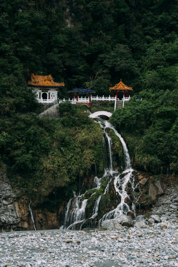 探索台灣：揭開最值得去的美麗景點，愛上這座島嶼的理由