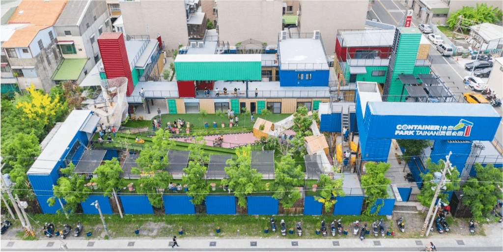 台南貨櫃公園 台南親子樂園 貨櫃主題園區 親子遊樂設施 暑假親子活動 台南滑草場 台南卡丁車 台南攀岩牆 台南沙池樂園 親子共學活動 台南創意DIY 台南手作體驗 台南戶外活動 親子互動遊戲 台南室內遊樂區 台南故事館 台南親子餐廳 台南休閒景點 台南親子推薦 台南假日好去處