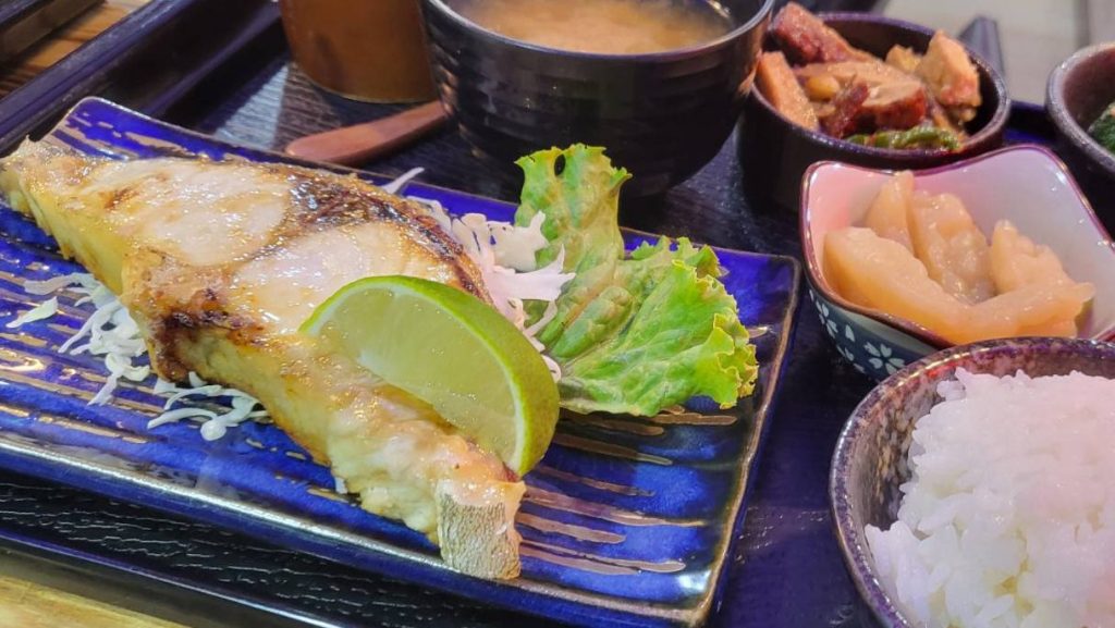 海鱺魚定食 藤田屋