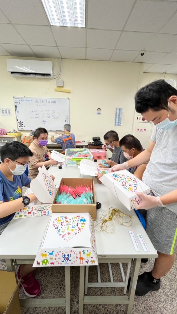 自閉症建教合作計劃
自閉症學生理解與支持
自閉症校園融合
自閉症學生同理心
自閉症學生特殊需求
自閉症學生融入校園
自閉症教育合作
自閉症社會責任感
自閉症志願服務
自閉症家庭支持
自閉症親子活動
自閉症教育講座
自閉症心理輔導
自閉症社區支持
自閉症非政府組織合作
自閉症社會倡導活動
自閉症者廣泛支持
自閉症與學校合作
自閉症學生教育發展
自閉症者家庭交流