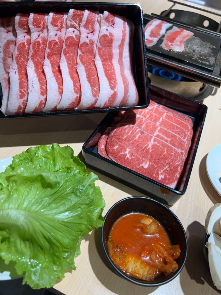 竹北餐廳推薦：食在燒平價石板燒肉與自助美食攻略