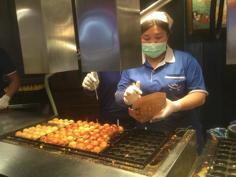 彩虹眷村拍照熱點與逢甲夜市美食：中南部兩天一夜行程安排