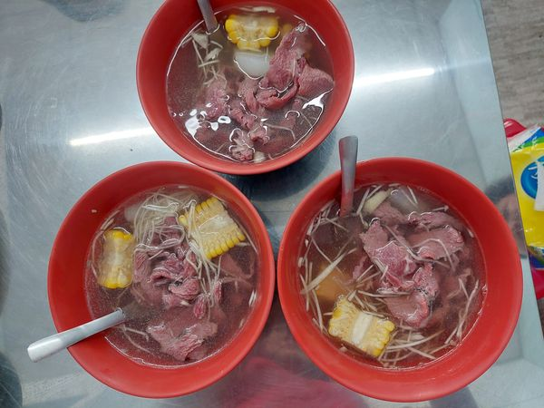 北斗美食牛肉蓉：無需排隊的溫體牛肉湯美食之旅