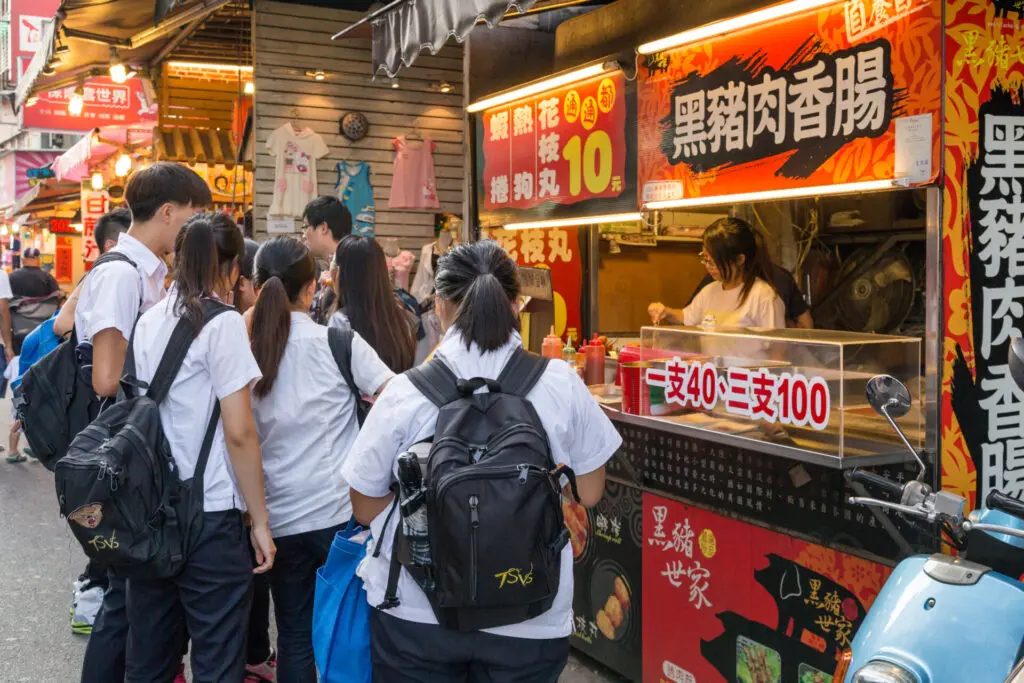 情侶台北半日遊推薦：淡水老街與漁人碼頭的浪漫時光