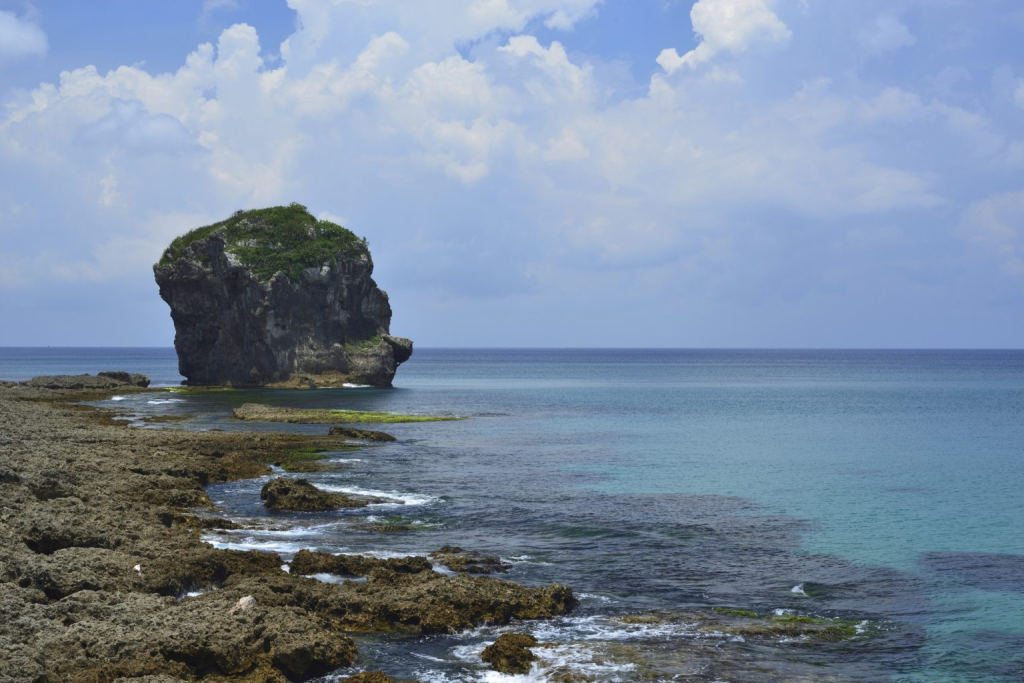 台灣好玩的地方：屏東水上活動推薦，浮潛與獨木舟全攻略