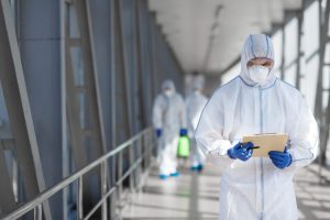 智能鞋底清潔機為何取代黏墊？無塵室潔淨管理的5大優點