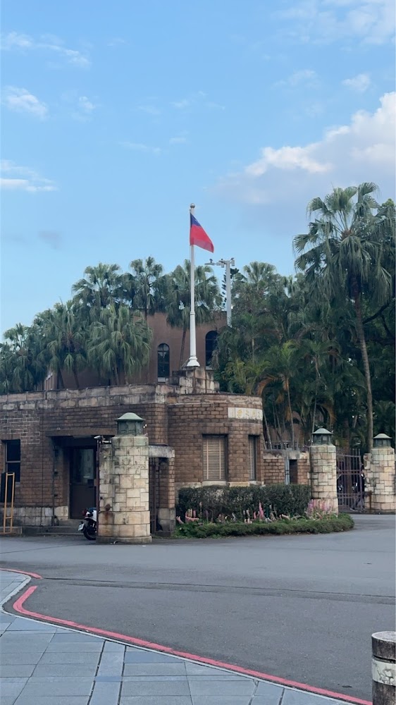 國立臺灣大學 2026 創巔峰！QS 排名 63 破紀錄，產學滿分勇奪企業最愛榜首