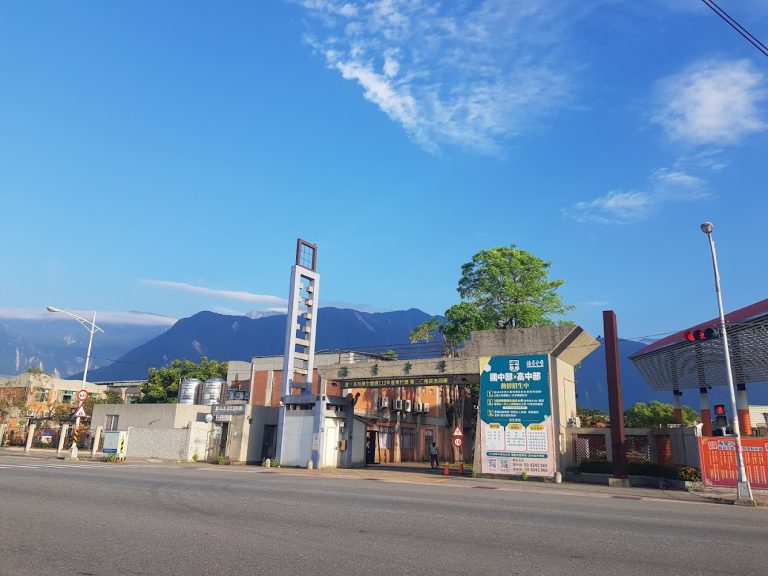 114學年度招生稱霸！海星中學田徑破紀錄奪4金，錄取UBC展現國際實力