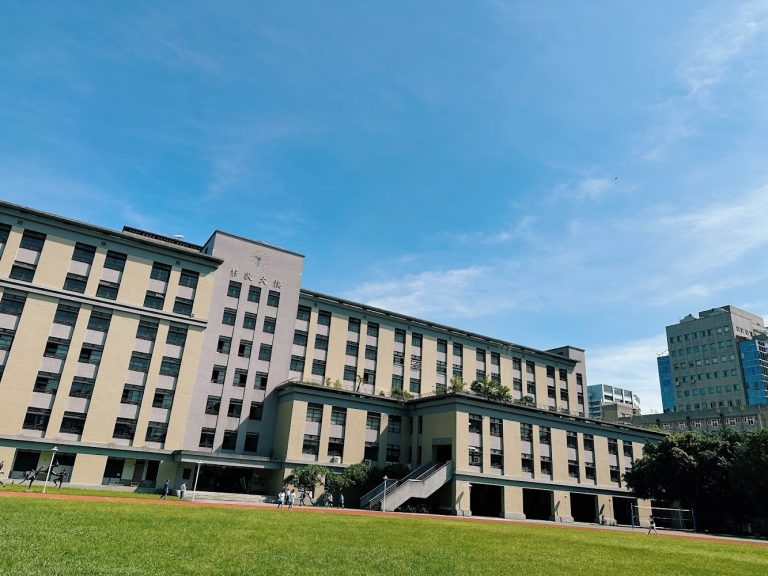 中山女高115學年度全攻略：揭秘入學門檻、數理資優班與升學表現