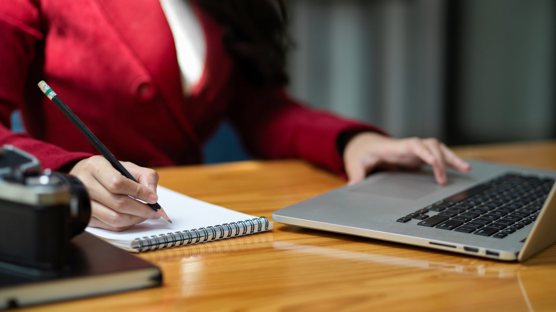 寫作不是靈感問題，而是能量管理：多數創作者忽略的關鍵