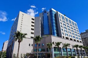 臺北醫學大學115招生啟動：穩坐全球前300強，AI醫療轉型獲國際肯定