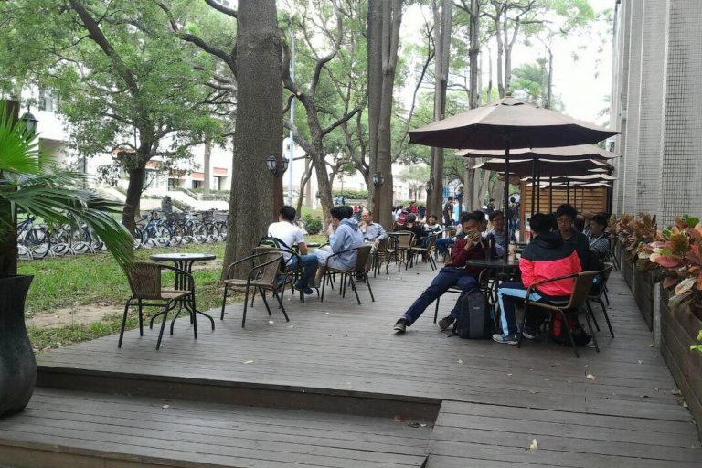 國立陽明交通大學榮登世界第一！115學年招生引爆科技產學新浪潮