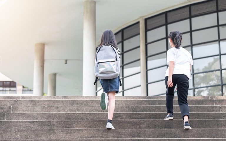 學校營隊報名怎麼管理？名額、繳費、候補與通知一次整理